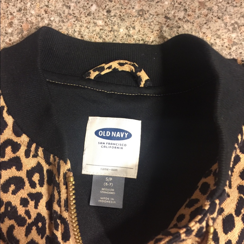 Adorable leopard jacket - Picture 2 of 3